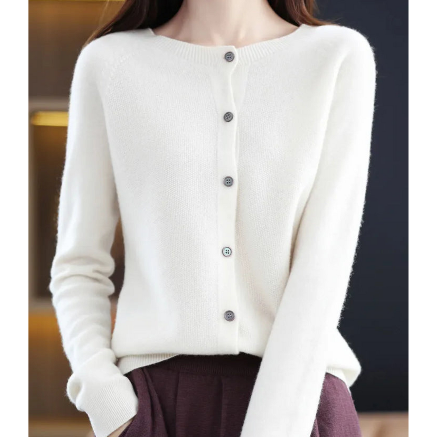 Arianne Cardigan – Stilvolle Wärme & Eleganz