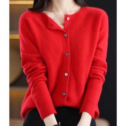 Arianne Cardigan – Stilvolle Wärme & Eleganz