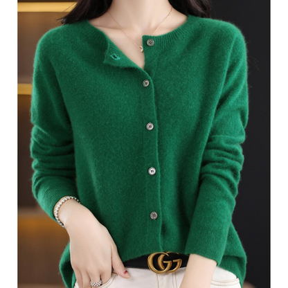 Arianne Cardigan – Stilvolle Wärme & Eleganz