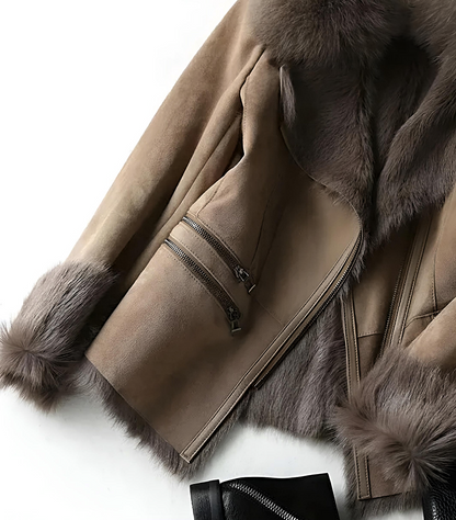 Bélle – Braune Wildlederjacke für Damen – Warm & Stilvoll
