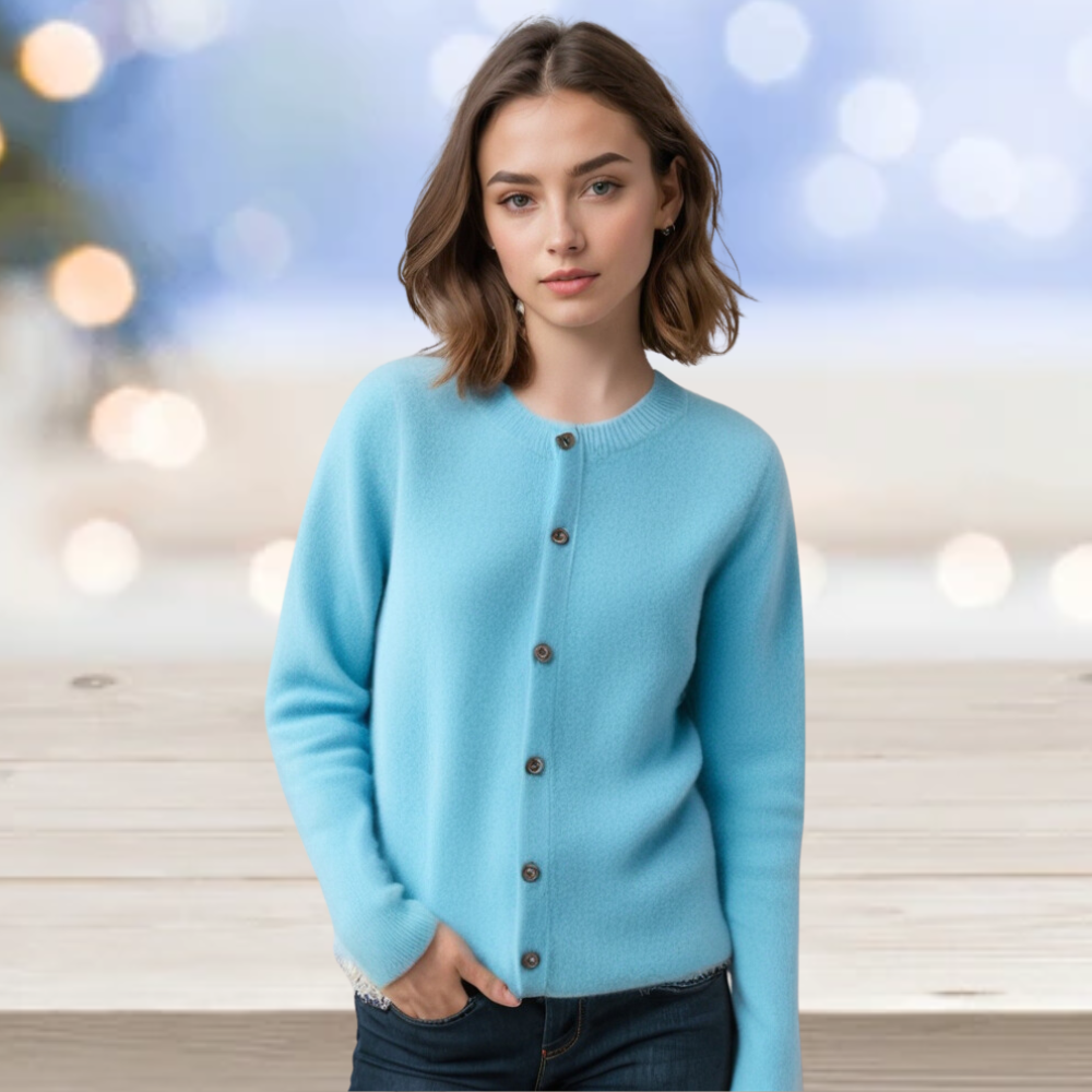 Arianne Cardigan – Stilvolle Wärme & Eleganz