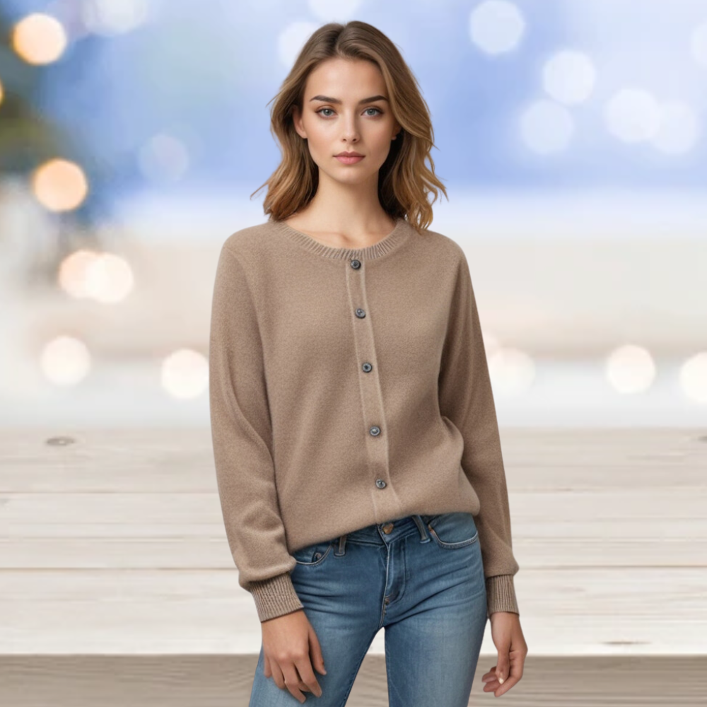 Arianne Cardigan – Stilvolle Wärme & Eleganz