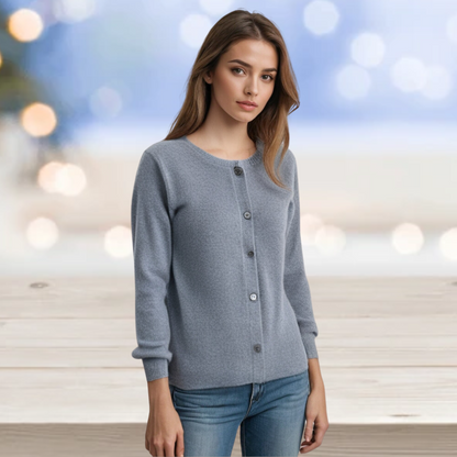 Arianne Cardigan – Stilvolle Wärme & Eleganz